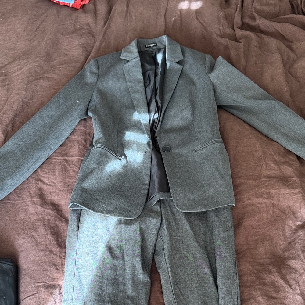 Express Women’s Gray Blazer Suit Set